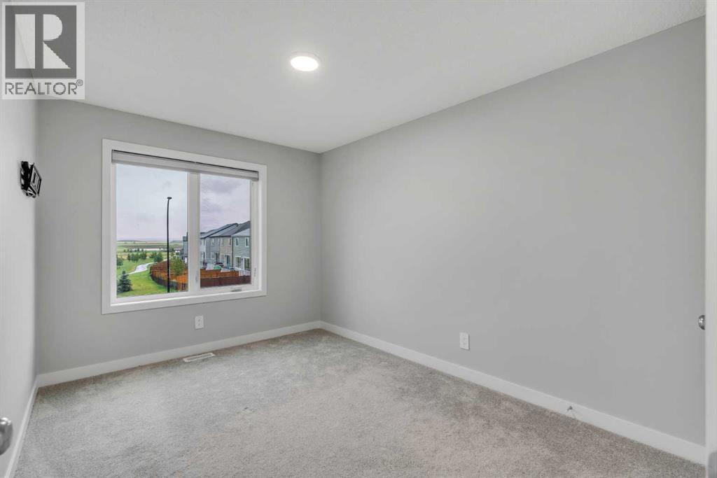 Single Family House for Sale in  Rangeview Drive SE Rangeview Calgary 