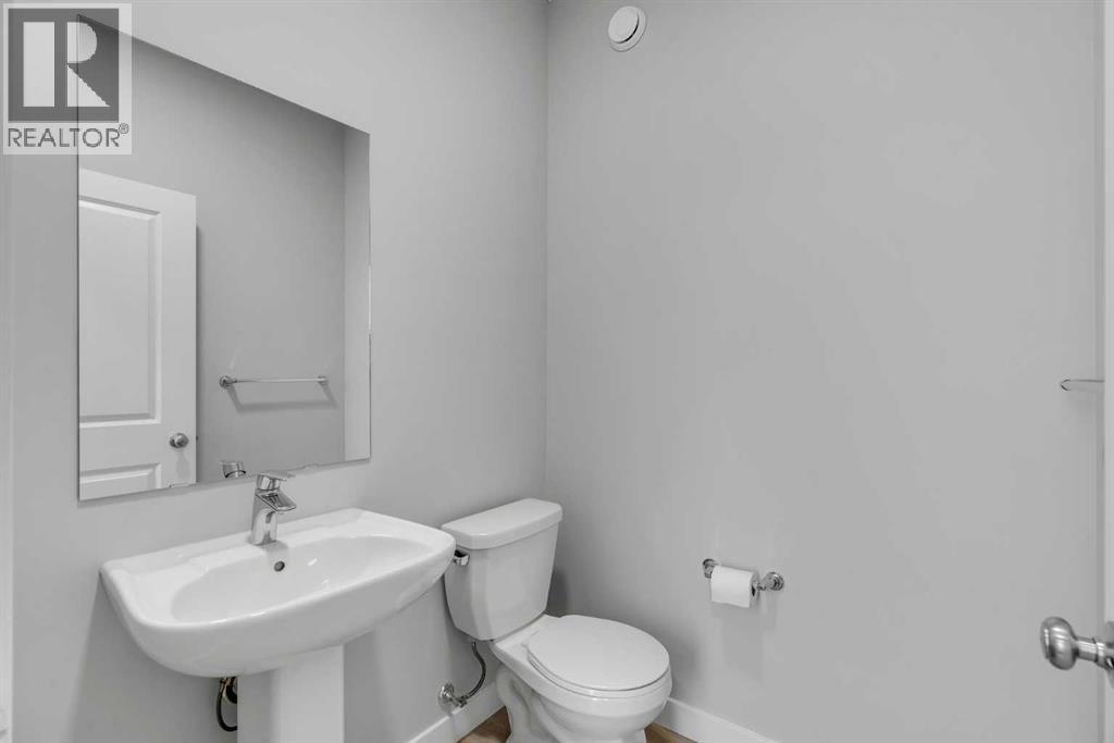 Single Family House for Sale in  Rangeview Drive SE Rangeview Calgary 