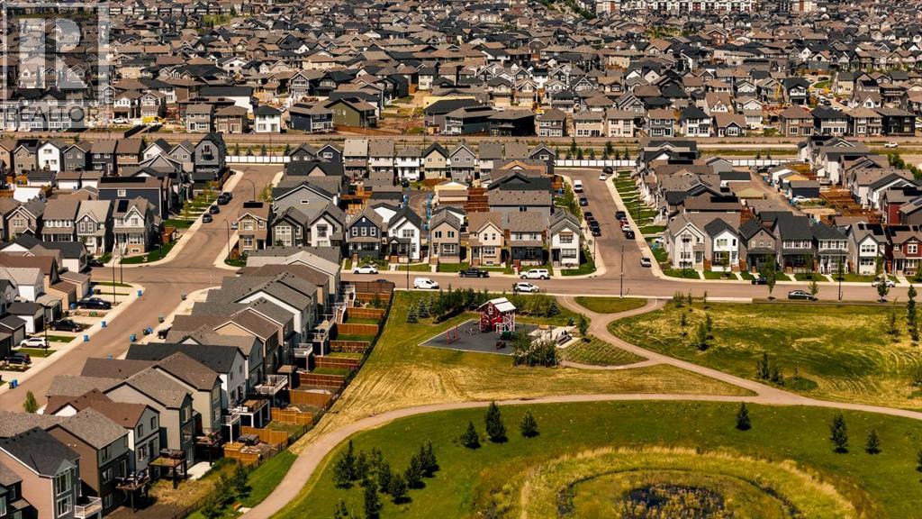 Single Family House for Sale in  Rangeview Drive SE Rangeview Calgary 