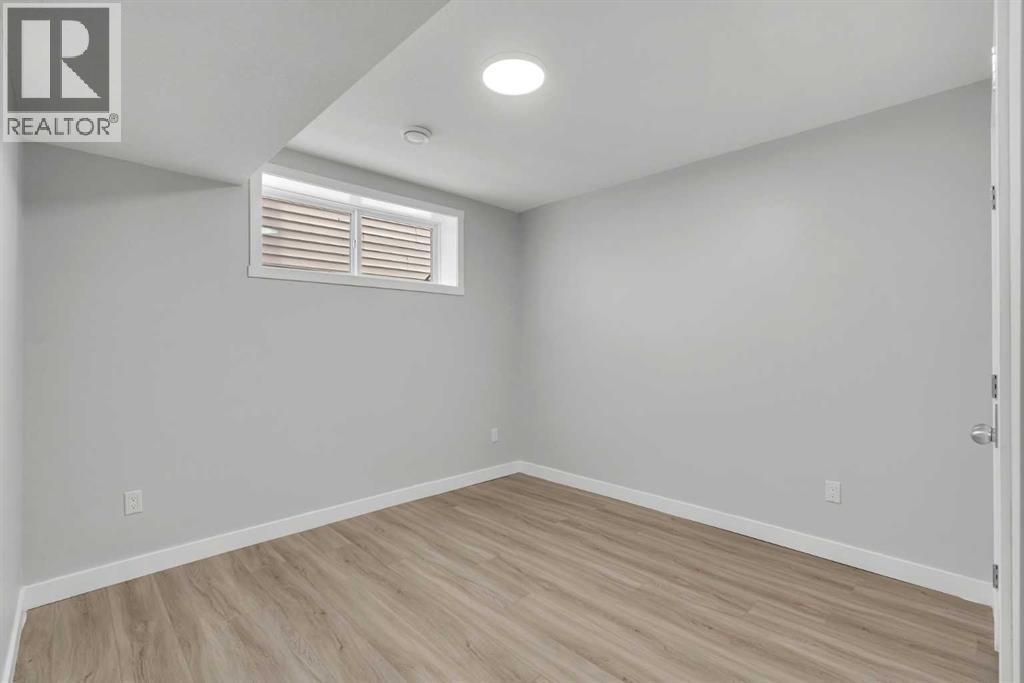Single Family House for Sale in  Rangeview Drive SE Rangeview Calgary 