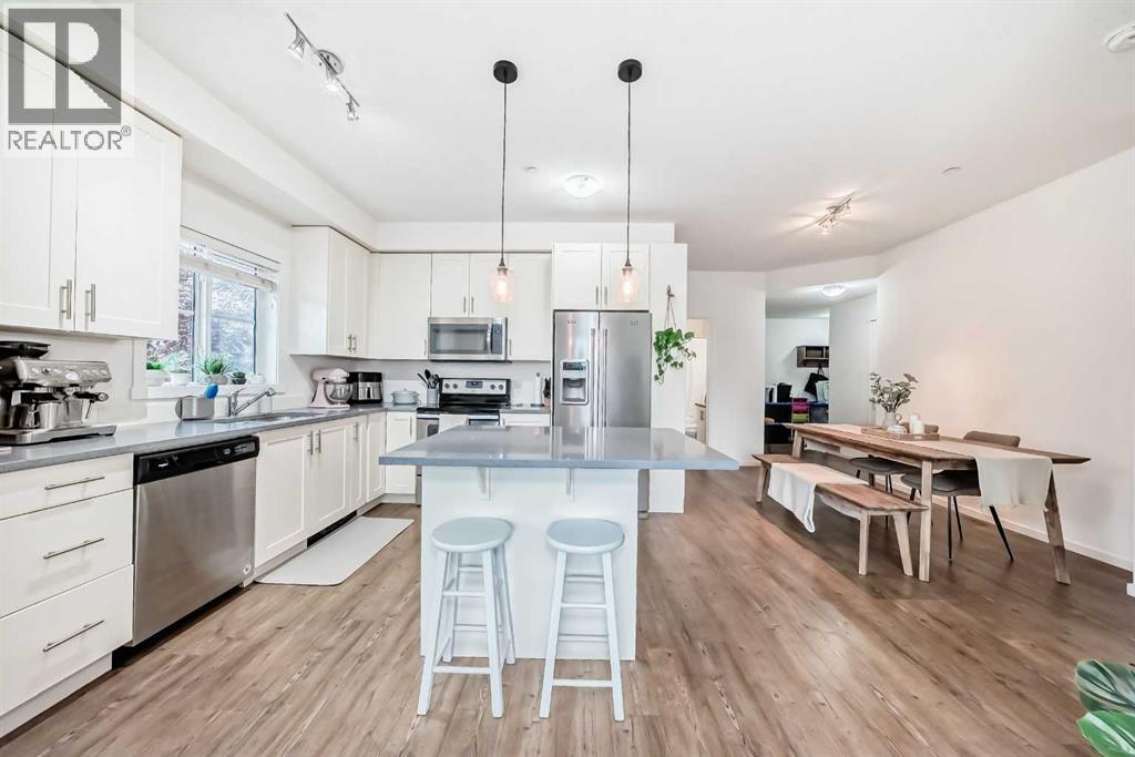 Photo 2 of 3218 99 Copperstone Park Se, Calgary AB