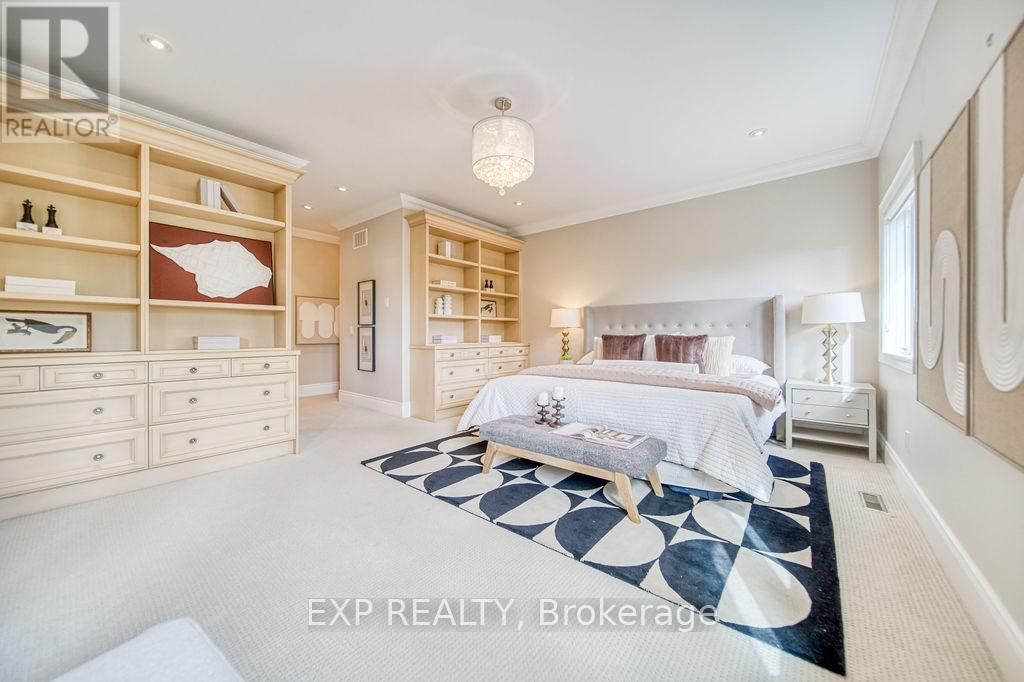 Photo 30 of 2283 Lyndhurst Drive, Oakville ON