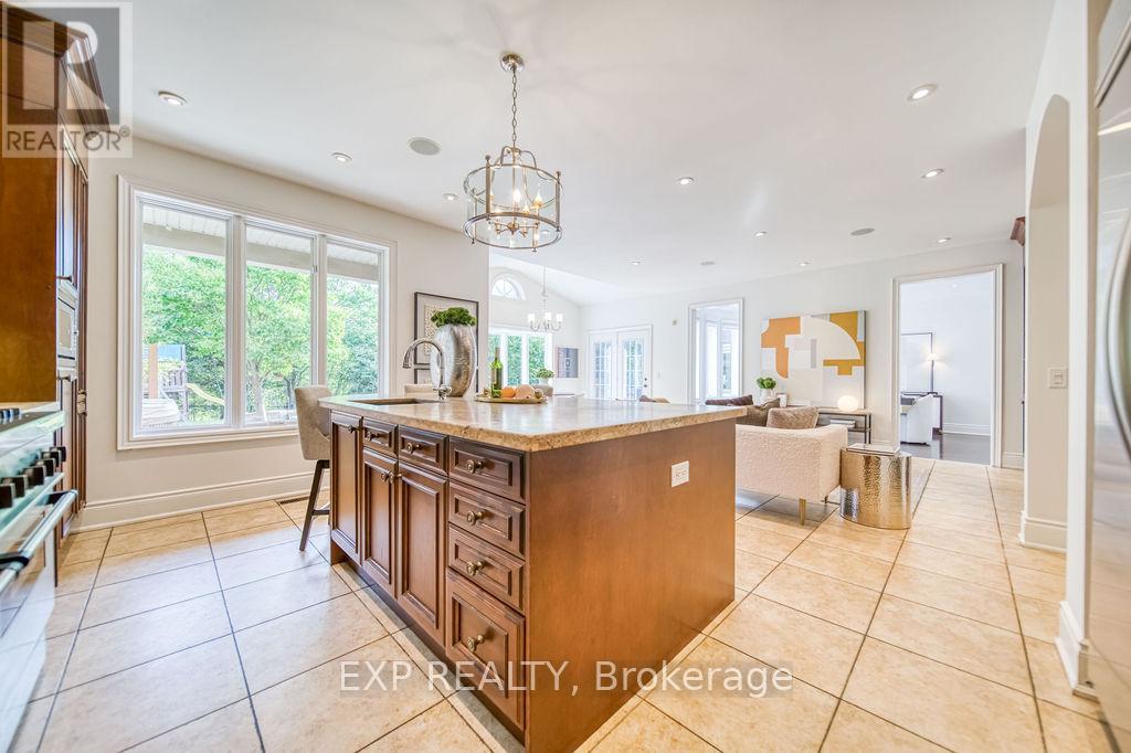 Photo 36 of 2283 Lyndhurst Drive, Oakville ON