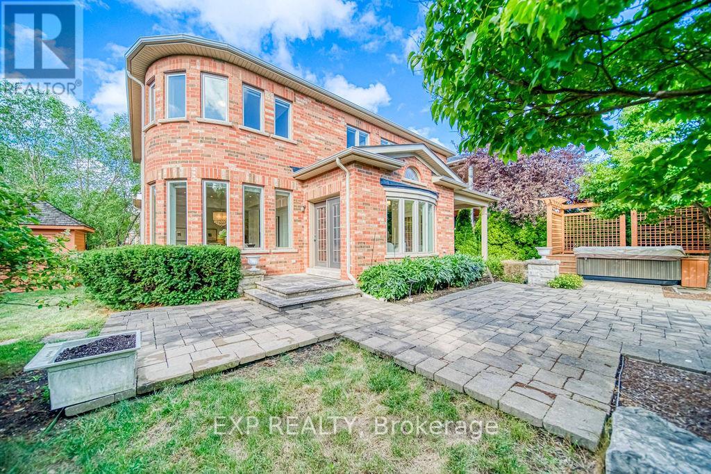 Photo 34 of 2283 Lyndhurst Drive, Oakville ON