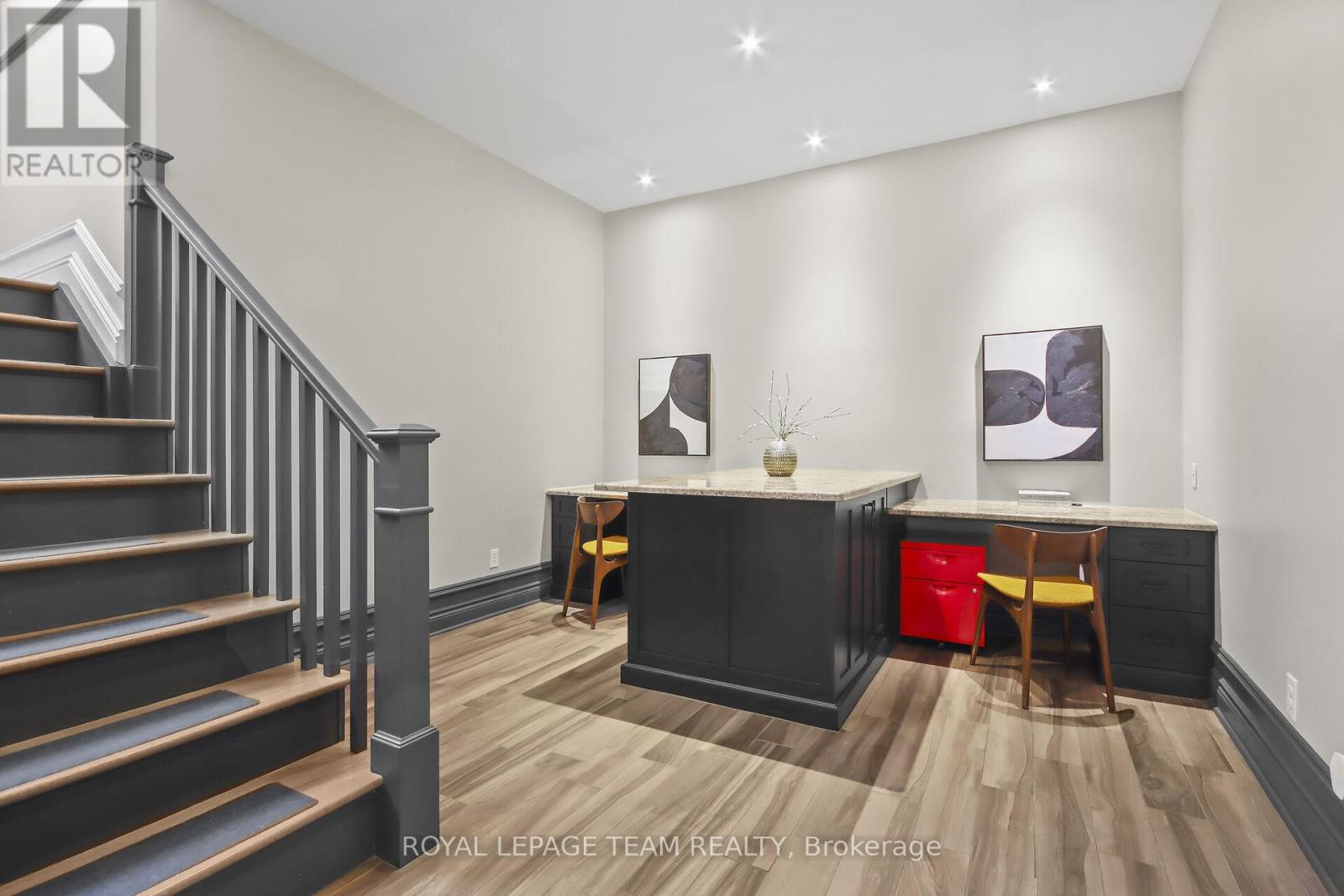 Photo 28 of 5849 Queenscourt Crescent, Ottawa ON