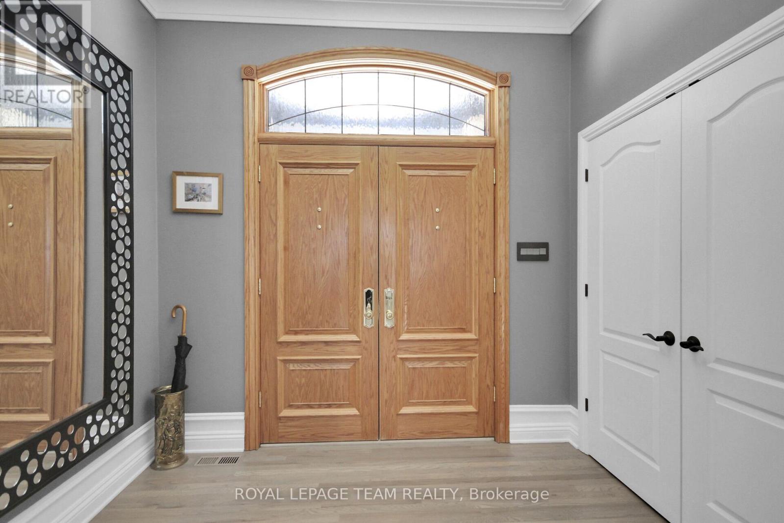 Front Entrance, Double Closet, Hardwood Floors