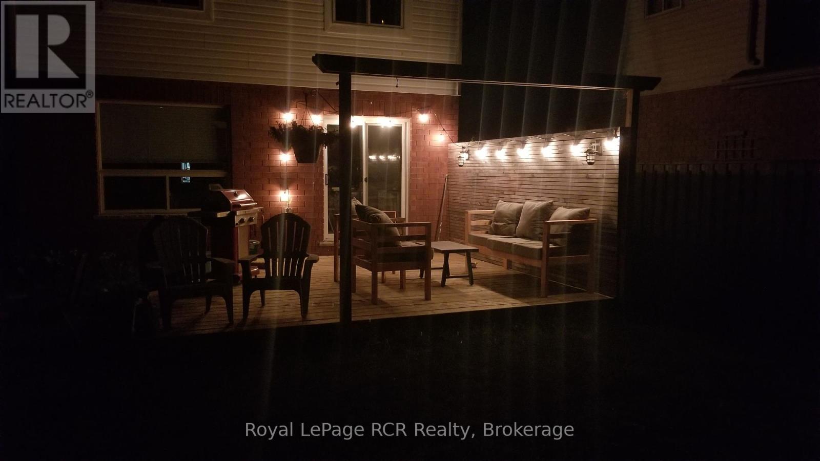 Photo 42 of 50 Highlands Crescent, Collingwood ON