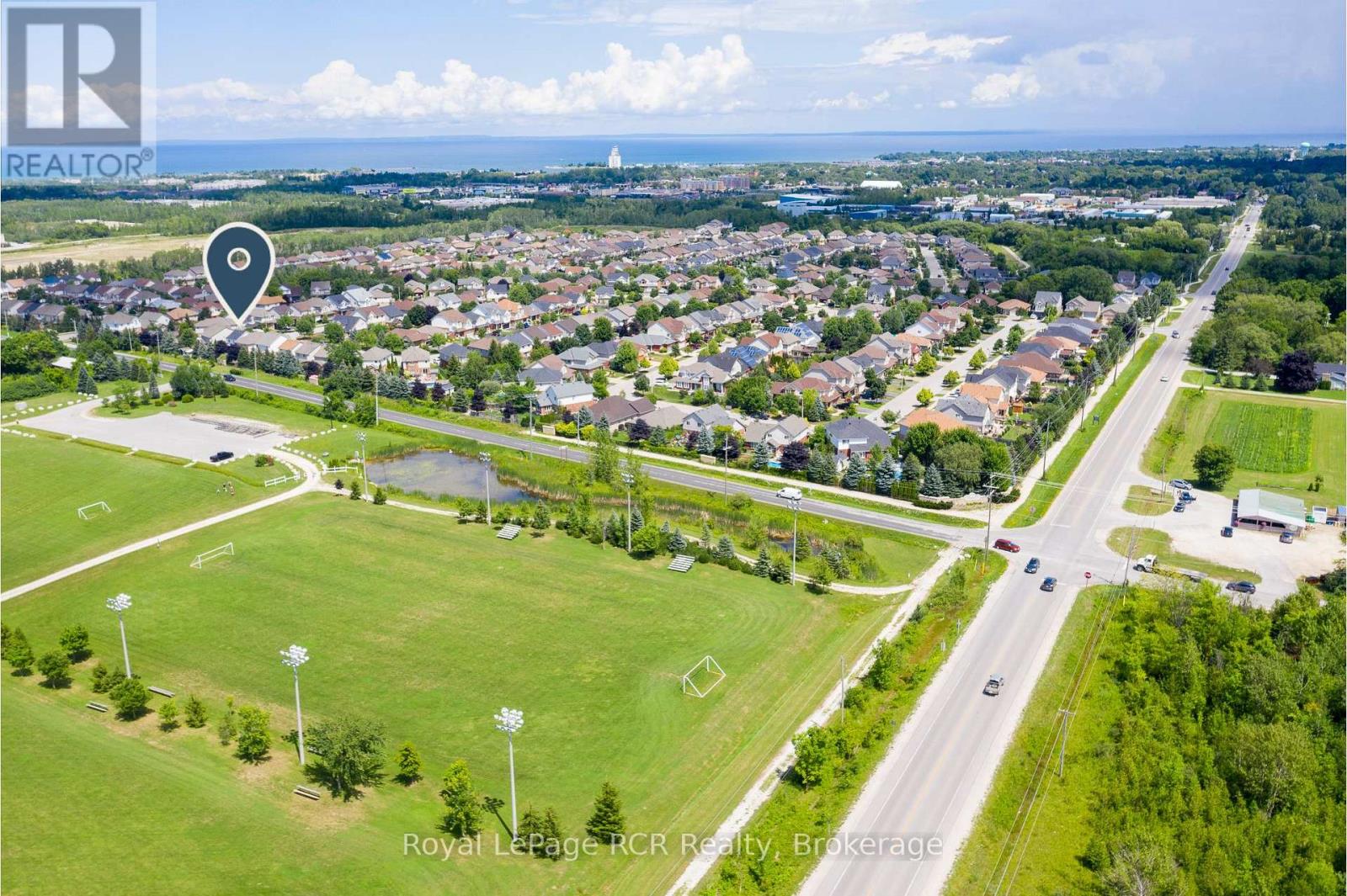 Photo 20 of 50 Highlands Crescent, Collingwood ON