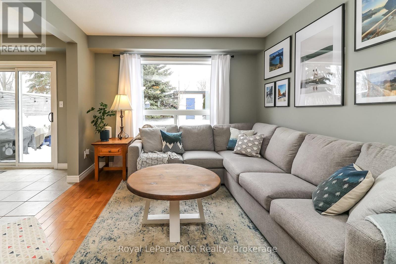 Photo 18 of 50 Highlands Crescent, Collingwood ON