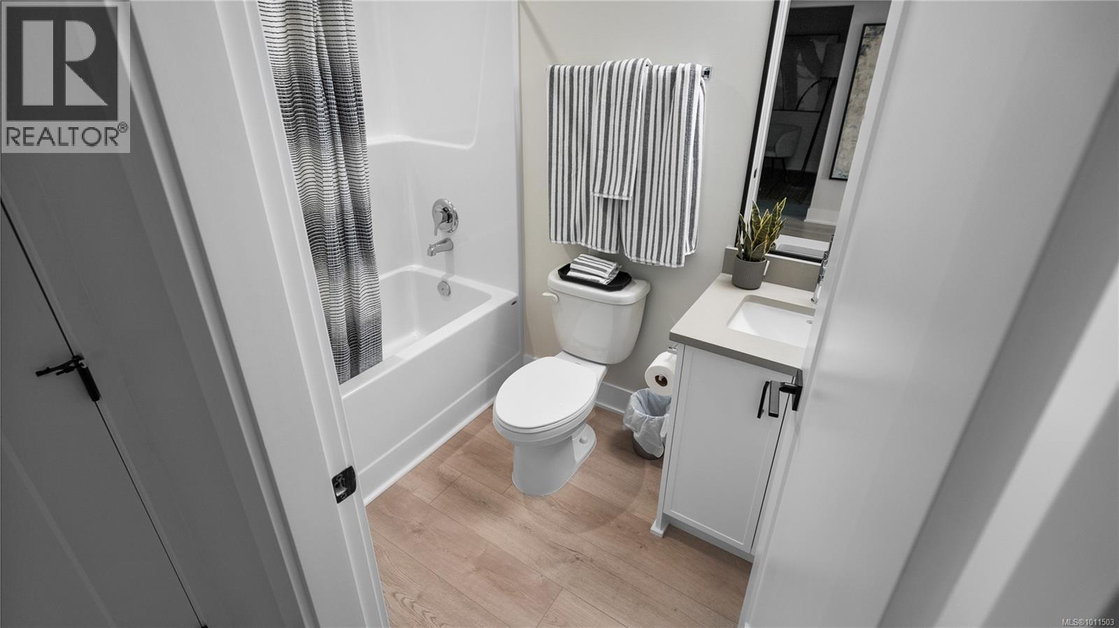 Photo 18 of 204 1371 Goldstream Ave, Langford BC