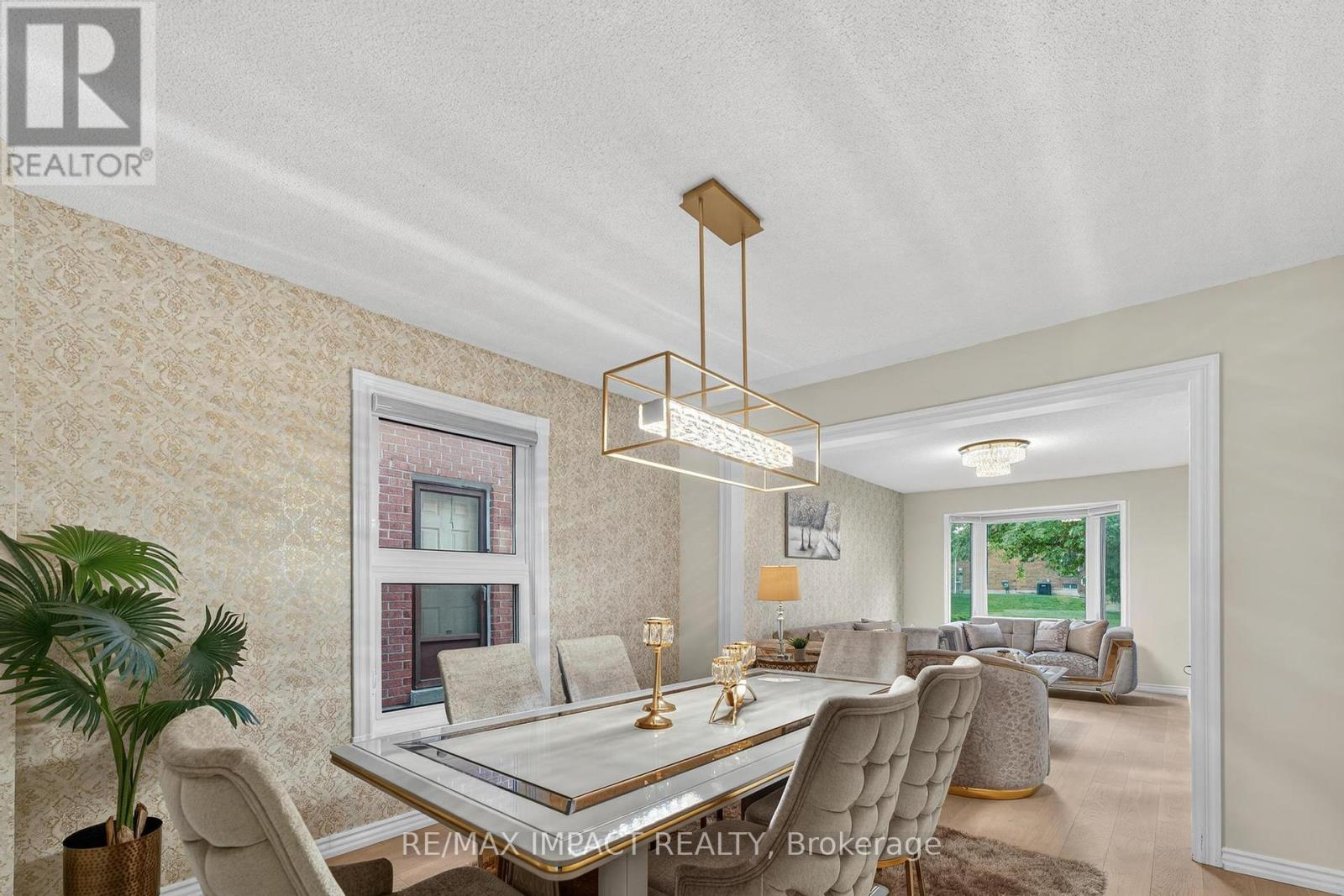 Photo 14 of 4086 Rossland Crescent, Mississauga ON