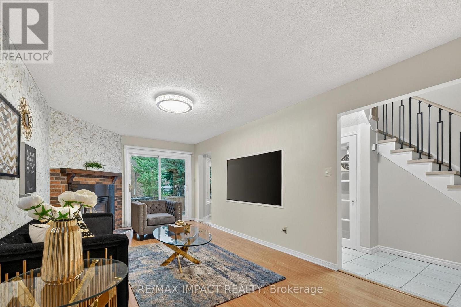 Photo 21 of 4086 Rossland Crescent, Mississauga ON