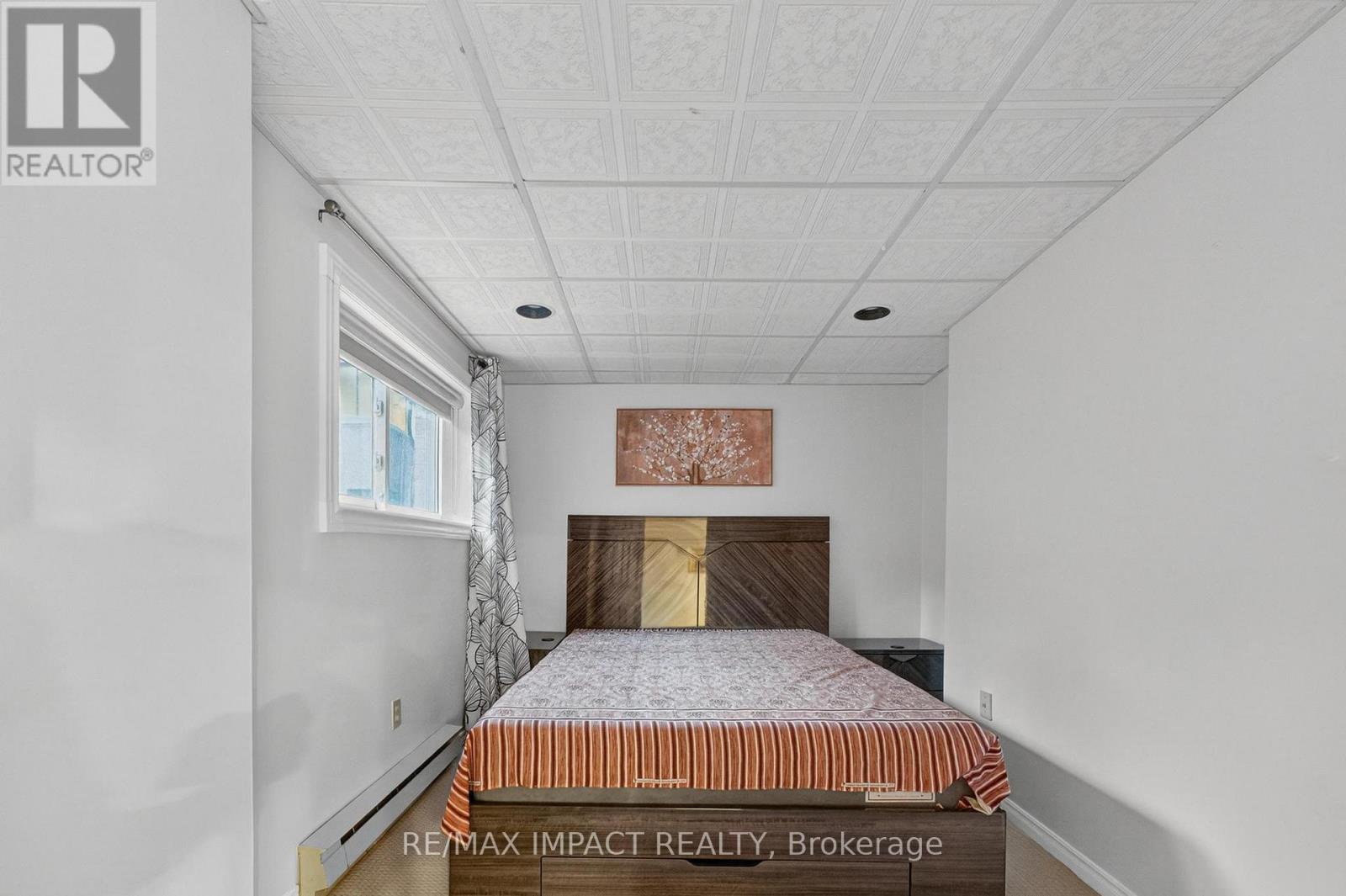 Photo 32 of 4086 Rossland Crescent, Mississauga ON