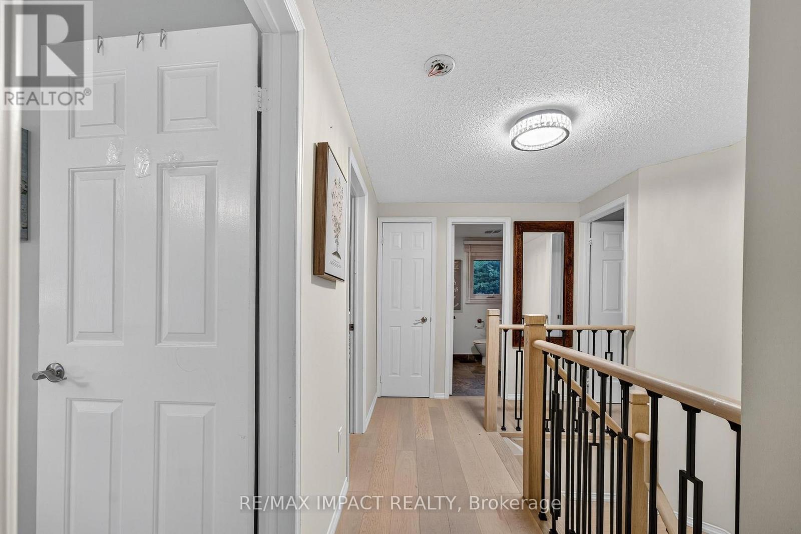Photo 50 of 4086 Rossland Crescent, Mississauga ON