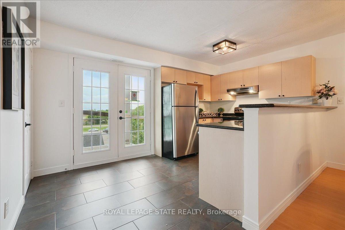 Photo 19 of 301 1411 Walkers Line, Burlington ON