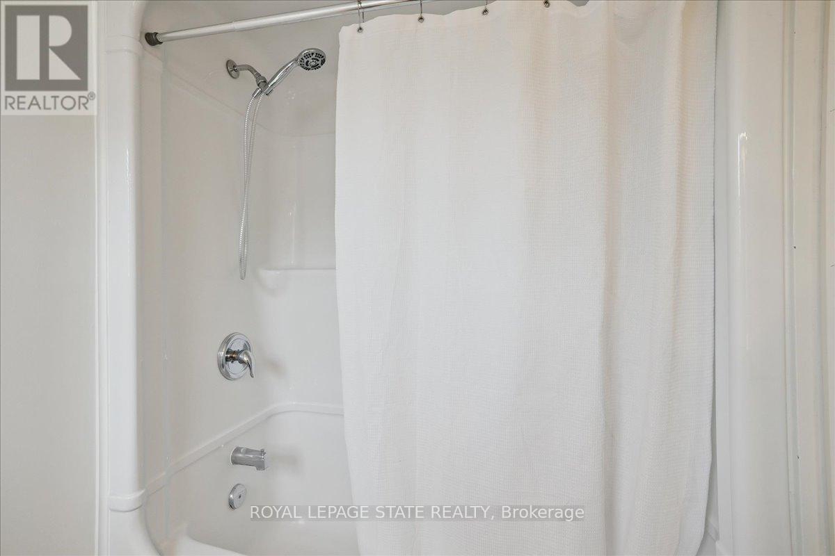 Photo 29 of 301 1411 Walkers Line, Burlington ON
