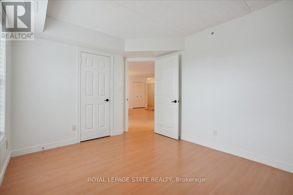 Photo 31 of 301 1411 Walkers Line, Burlington ON