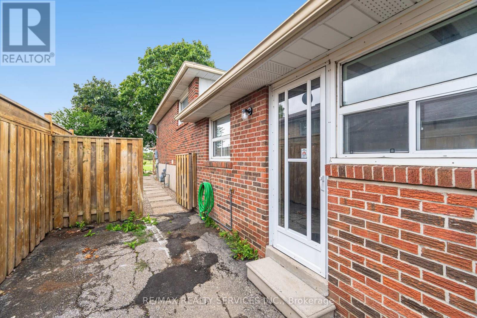 Photo 46 of 7386 Netherwood Road, Mississauga ON