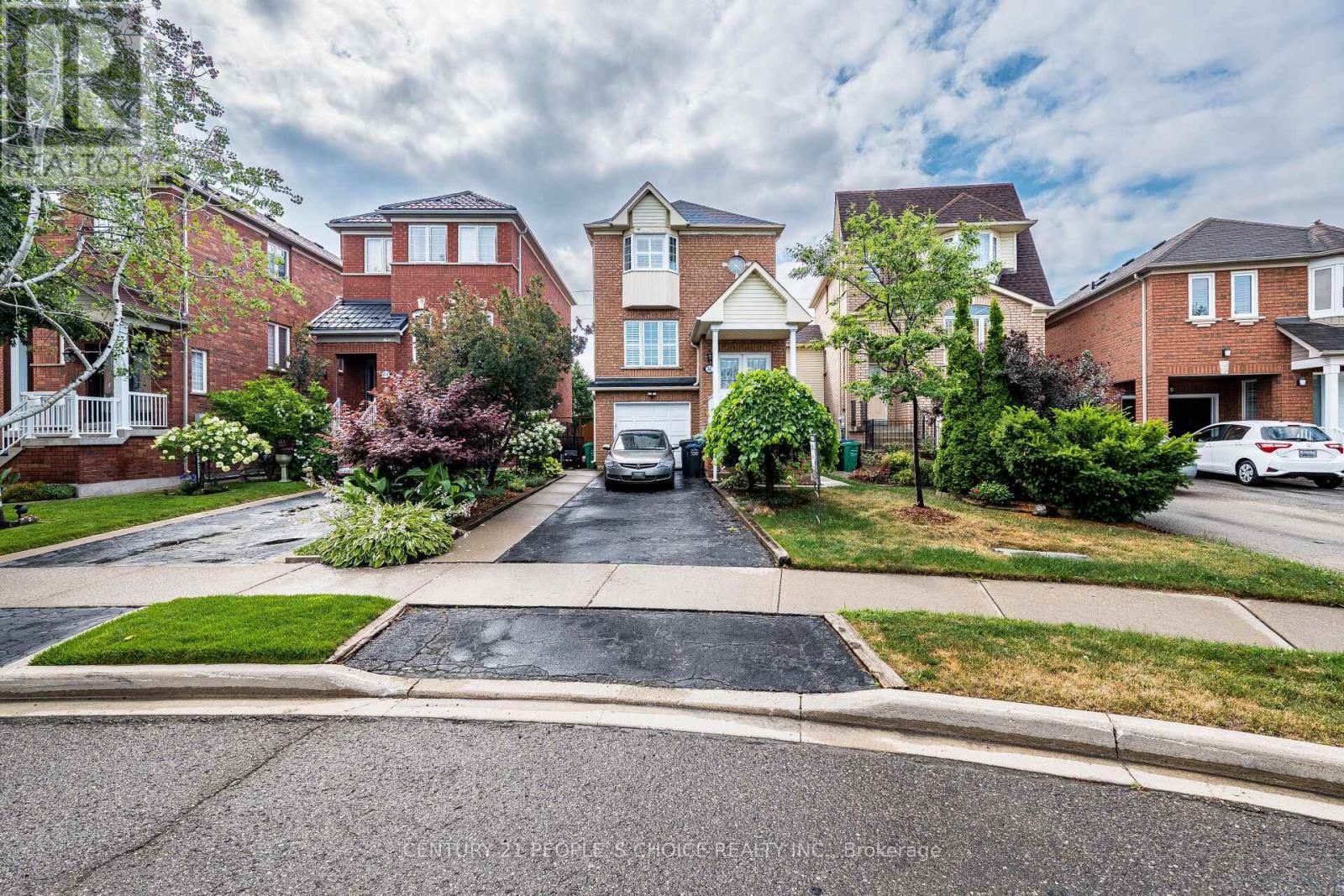 Photo 1 of 22 Domenico Crescent, Brampton ON