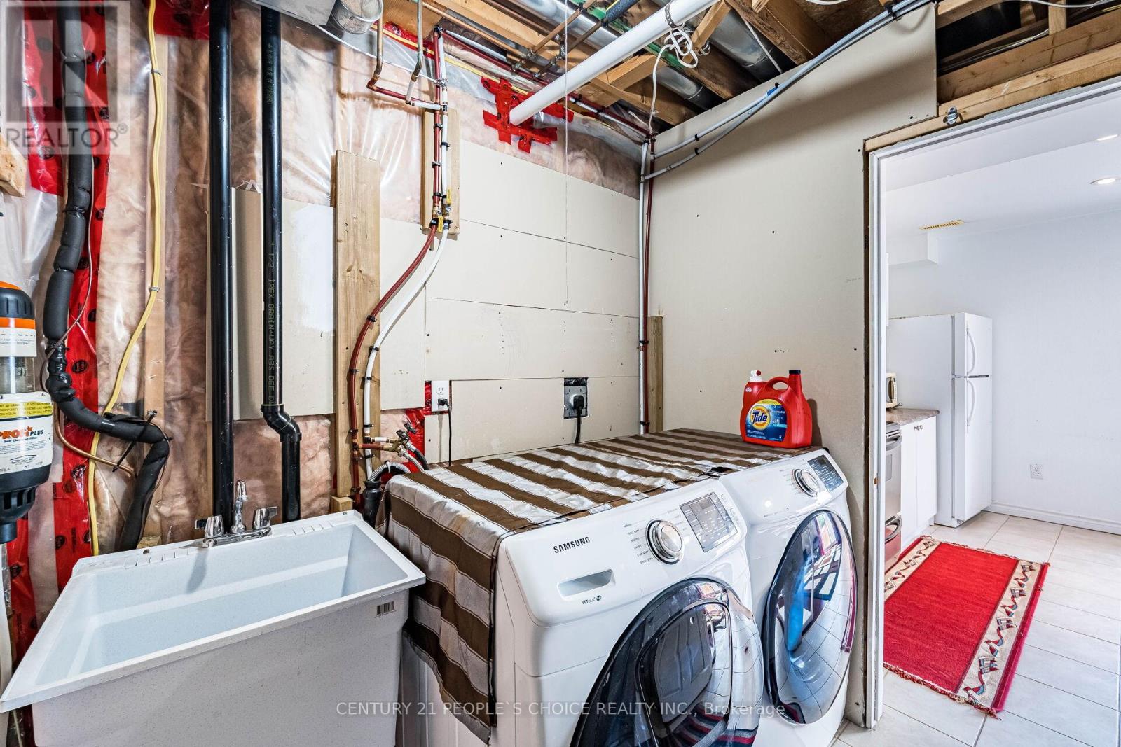 Photo 38 of 22 Domenico Crescent, Brampton ON