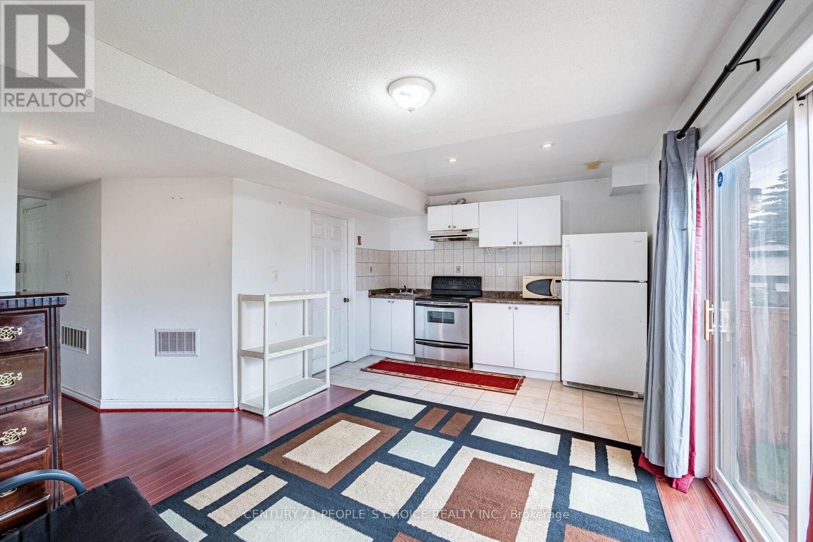 Photo 41 of 22 Domenico Crescent, Brampton ON