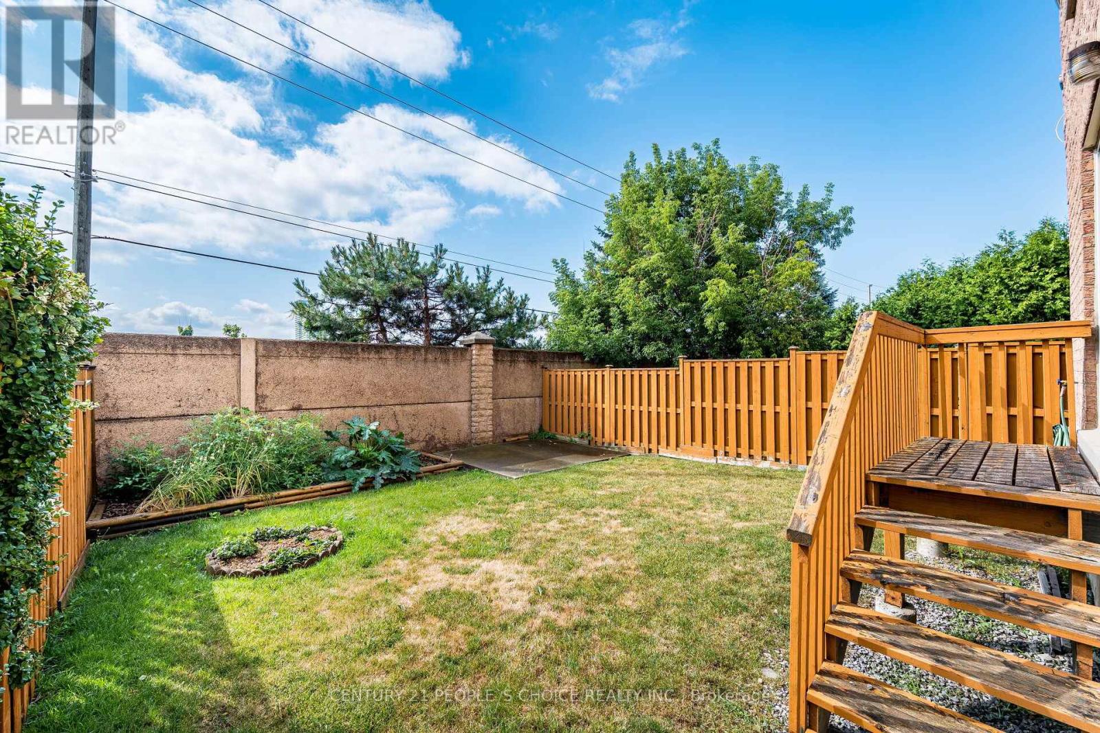 Photo 50 of 22 Domenico Crescent, Brampton ON