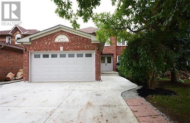 Photo 1 of Lower 3235 Bloomfield Drive, Mississauga ON