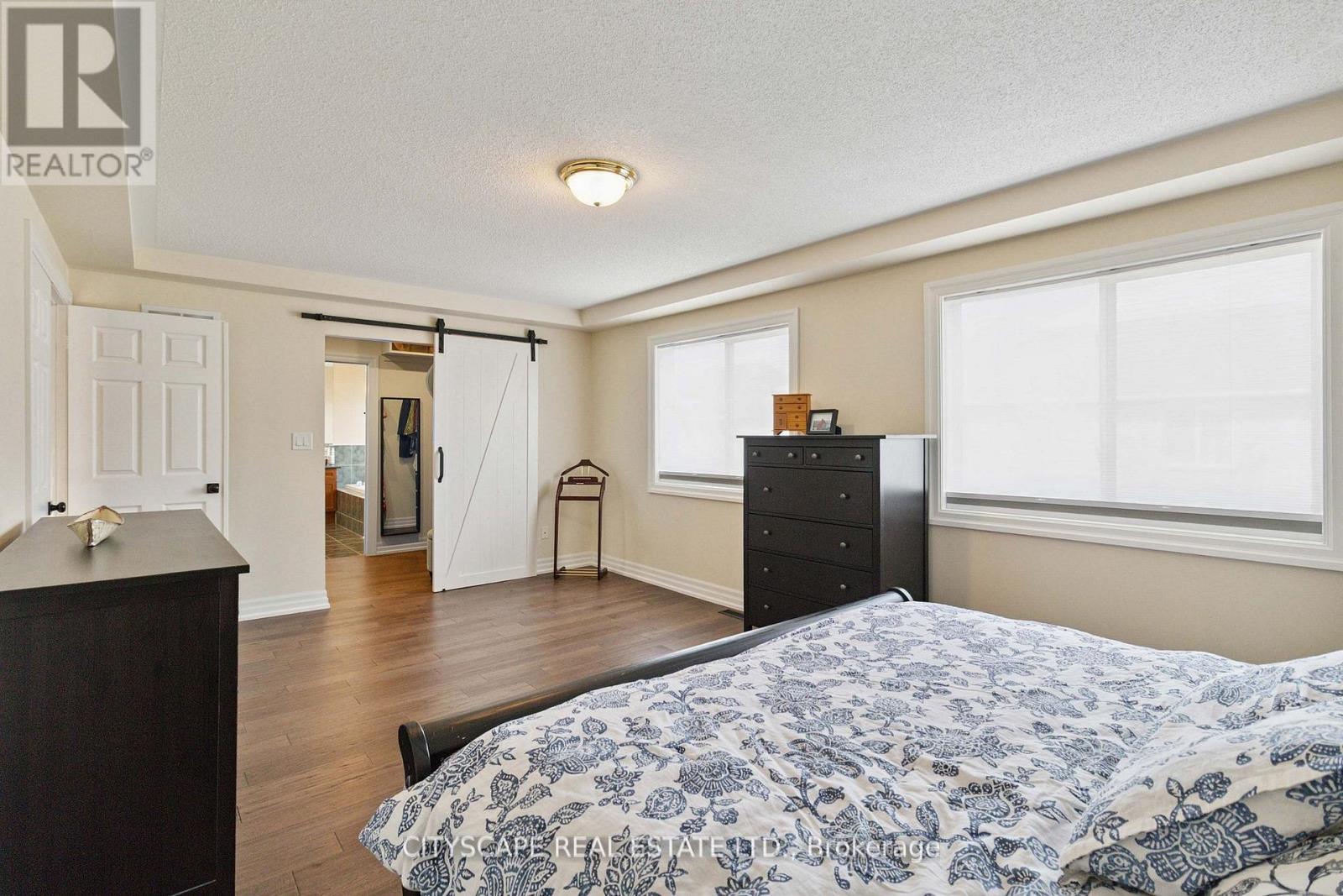 Photo 14 of 713 Trudeau Drive, Milton ON
