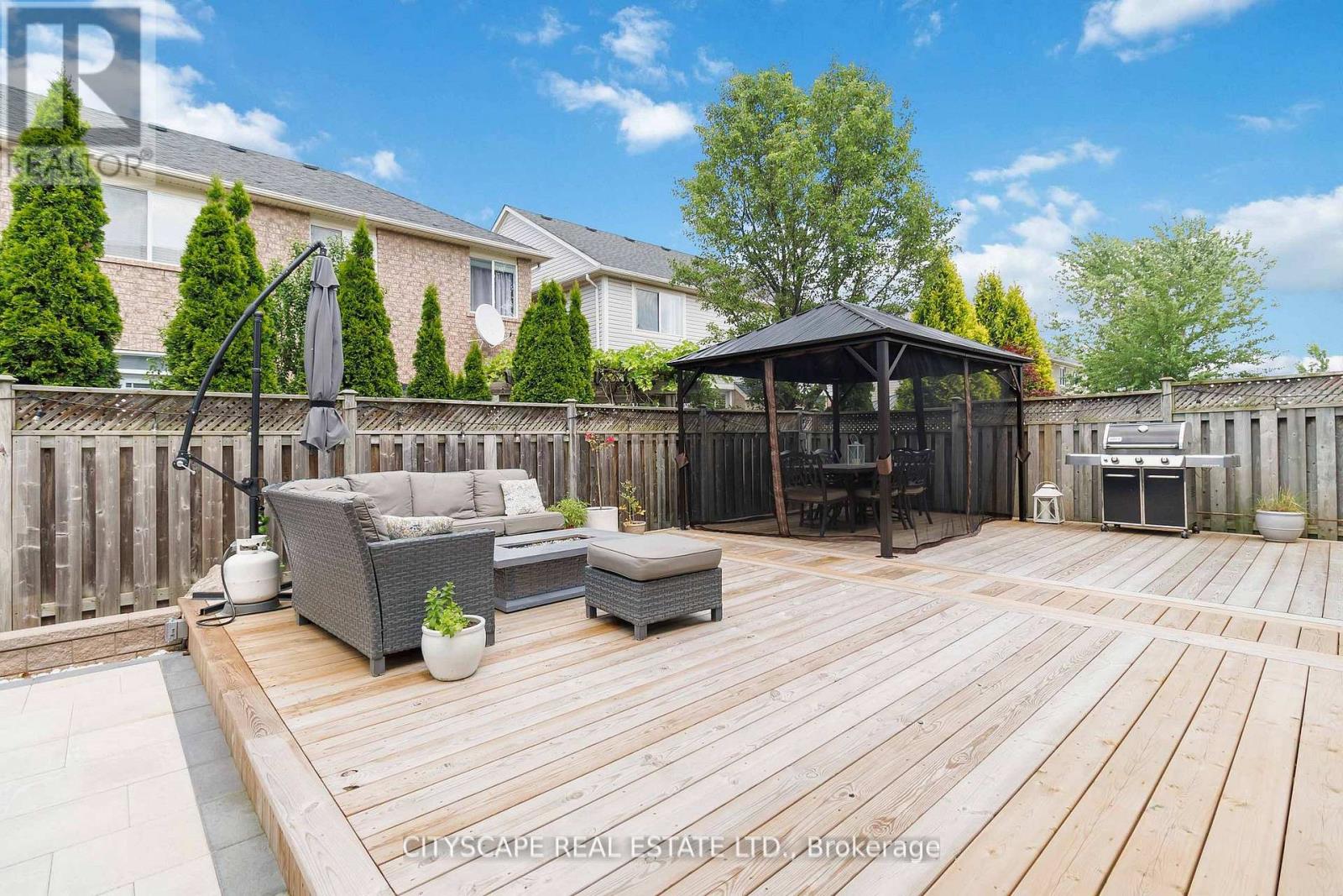 Photo 15 of 713 Trudeau Drive, Milton ON