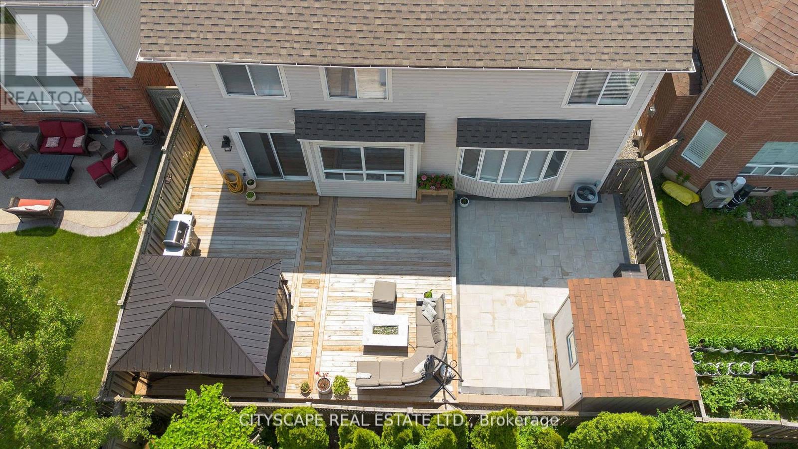 Photo 2 of 713 Trudeau Drive, Milton ON