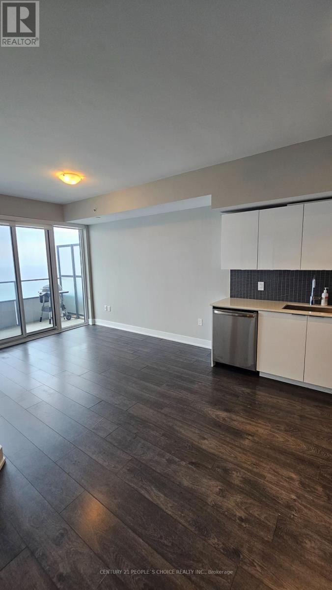 Photo 3 of 4714 30 Shore Breeze Drive, Toronto ON