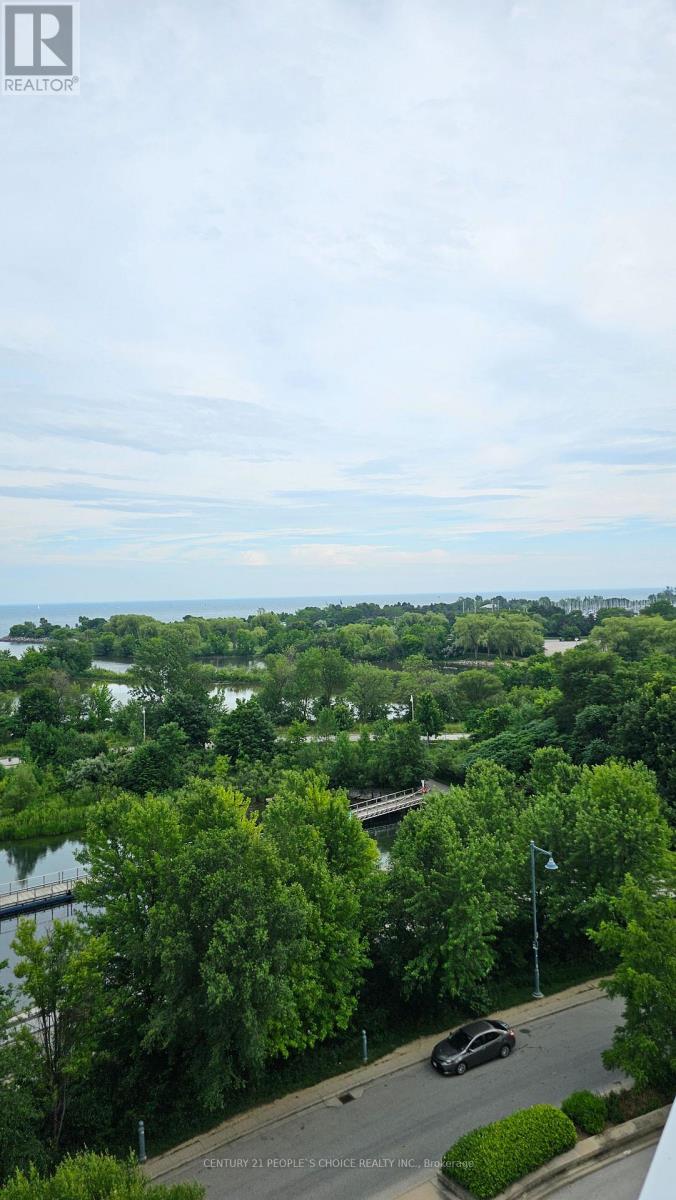Photo 36 of 4714 30 Shore Breeze Drive, Toronto ON