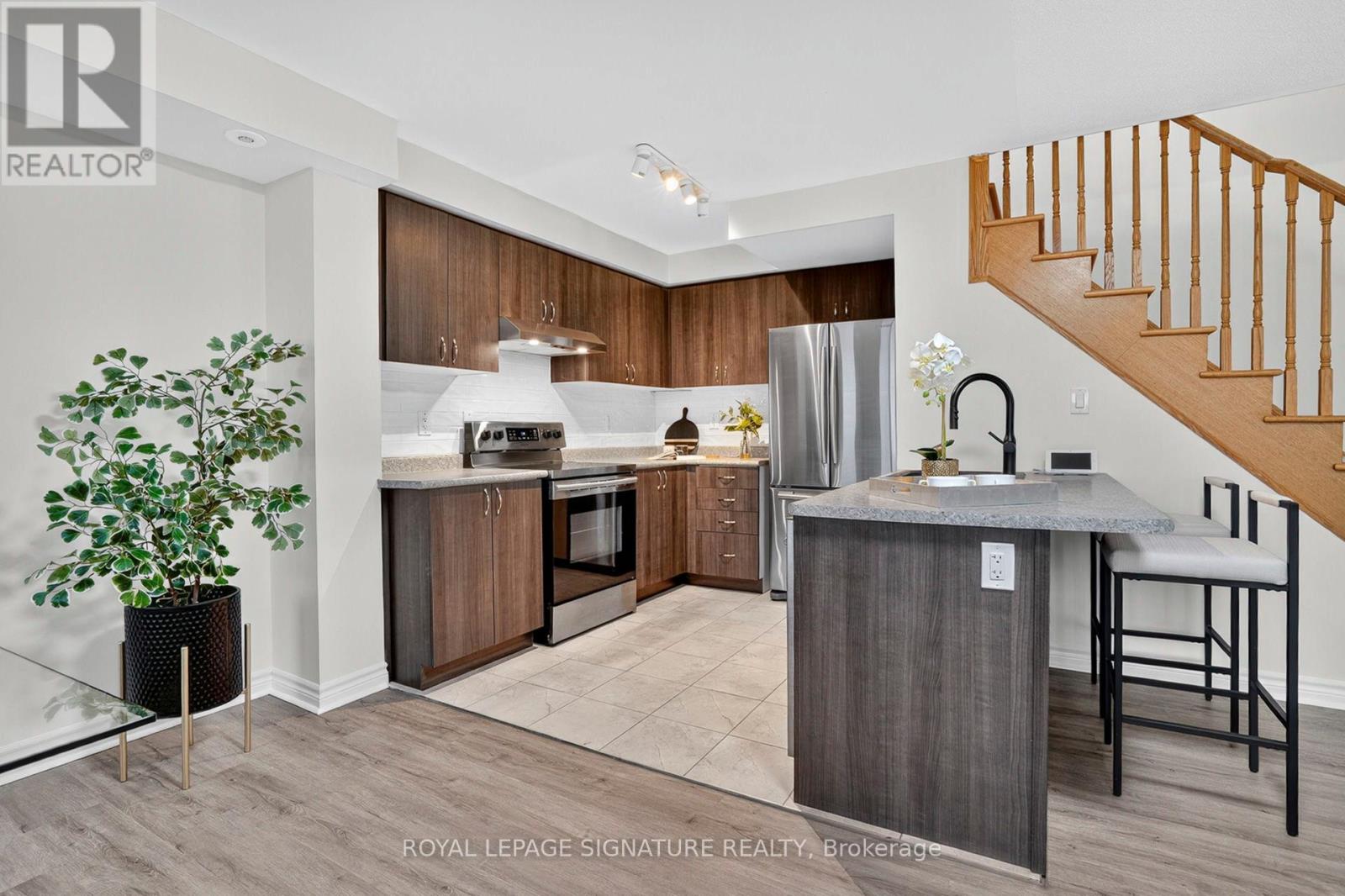 Photo 18 of 110 200 Veterans Drive, Brampton ON