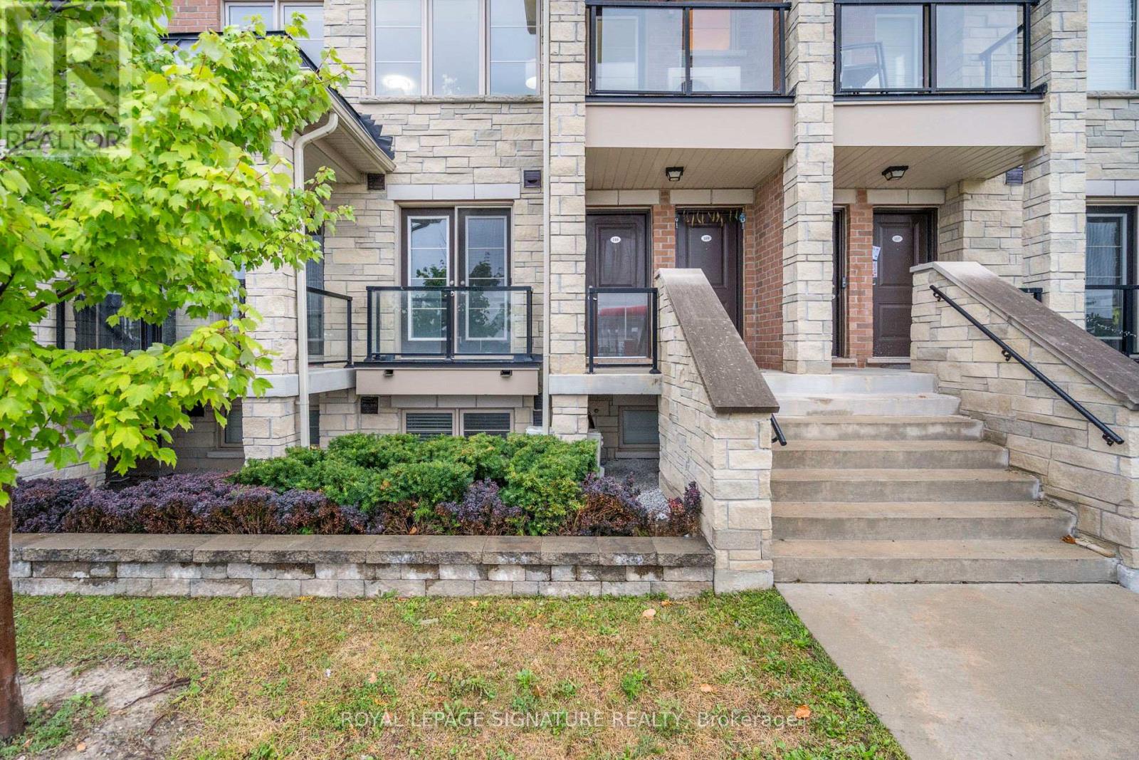 Photo 2 of 110 200 Veterans Drive, Brampton ON