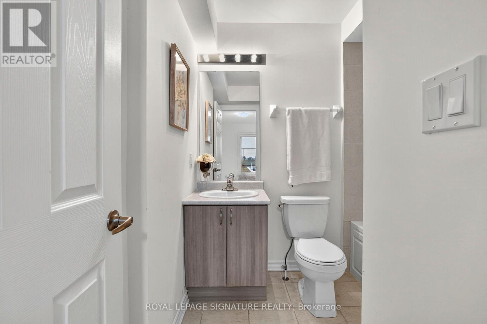 Photo 38 of 110 200 Veterans Drive, Brampton ON