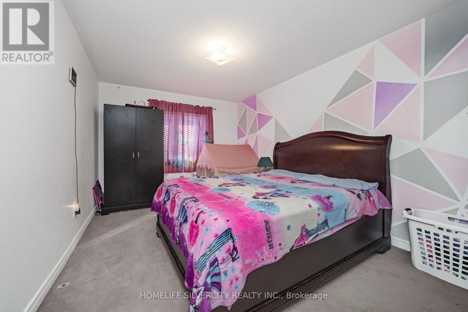 Photo 28 of 28 Yellow Sorrel Road, Brampton ON