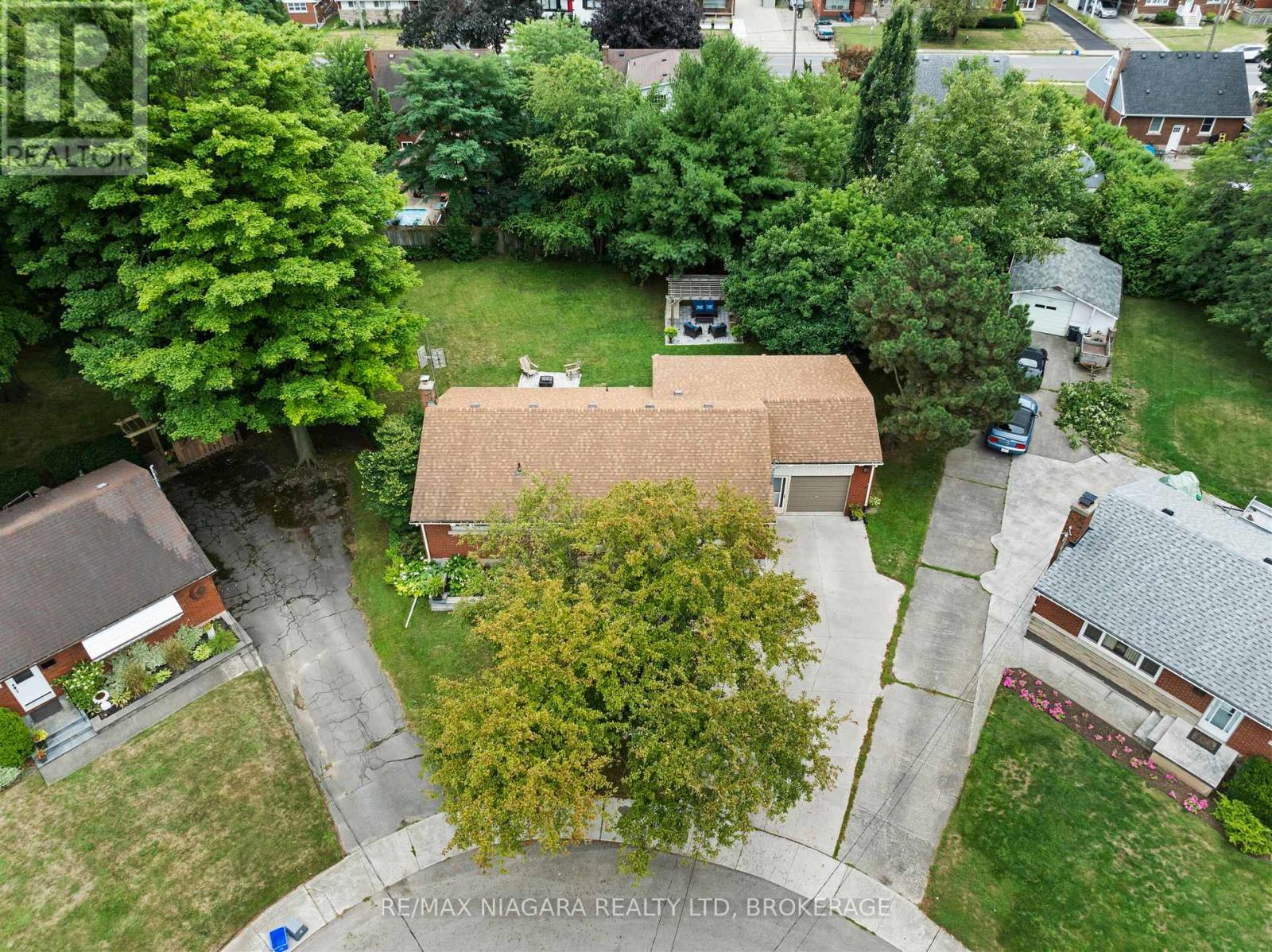 Photo 35 of 3416 Sheppard Crescent, Niagara Falls ON