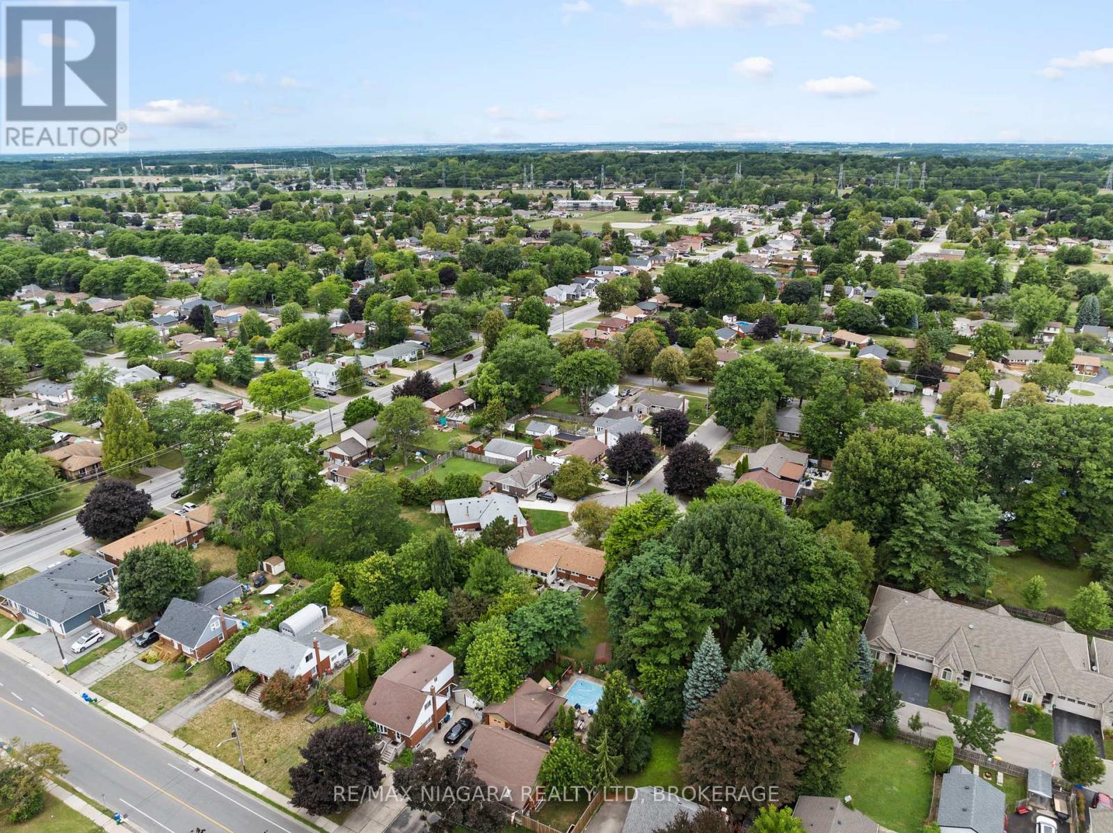 Photo 41 of 3416 Sheppard Crescent, Niagara Falls ON