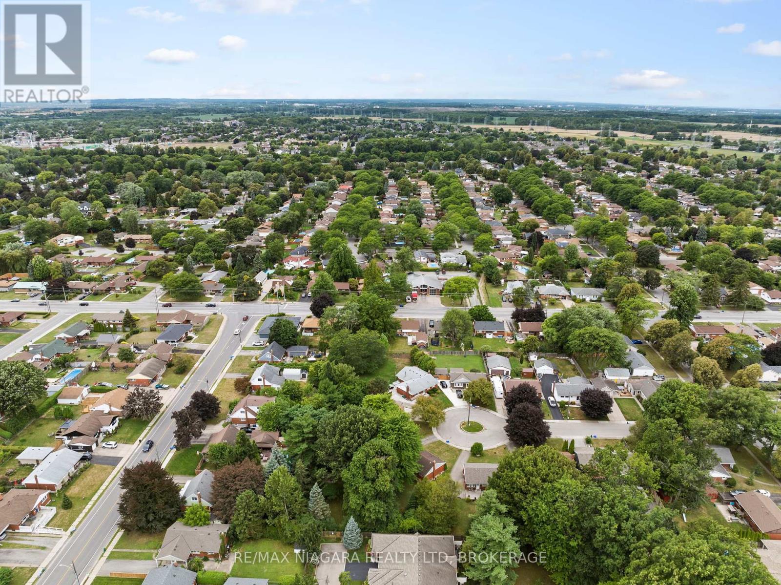 Photo 42 of 3416 Sheppard Crescent, Niagara Falls ON