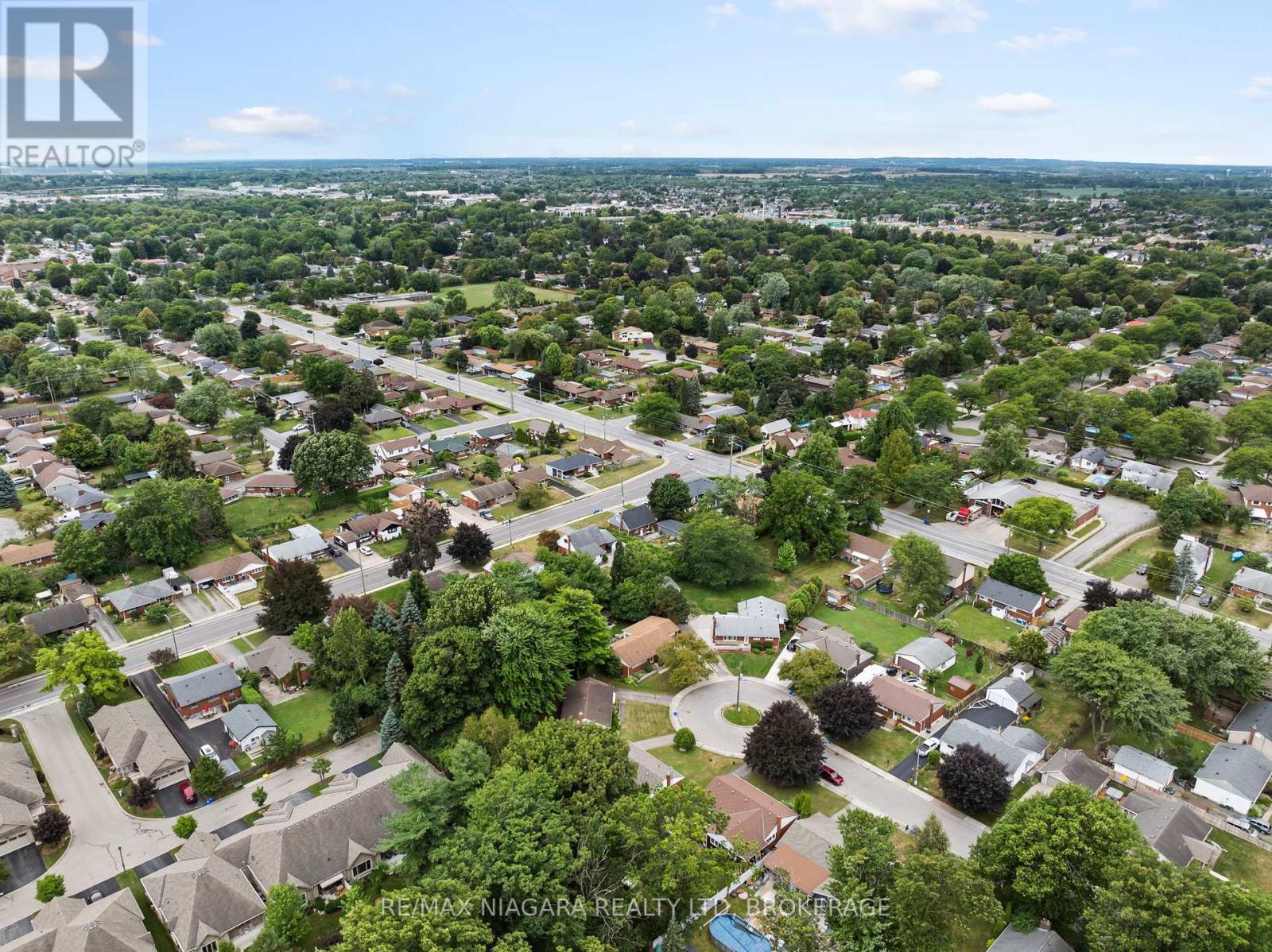 Photo 43 of 3416 Sheppard Crescent, Niagara Falls ON