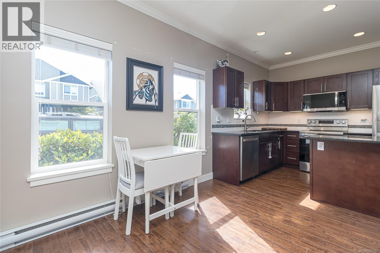 Photo 10 of 3284 Merlin Rd, Langford BC