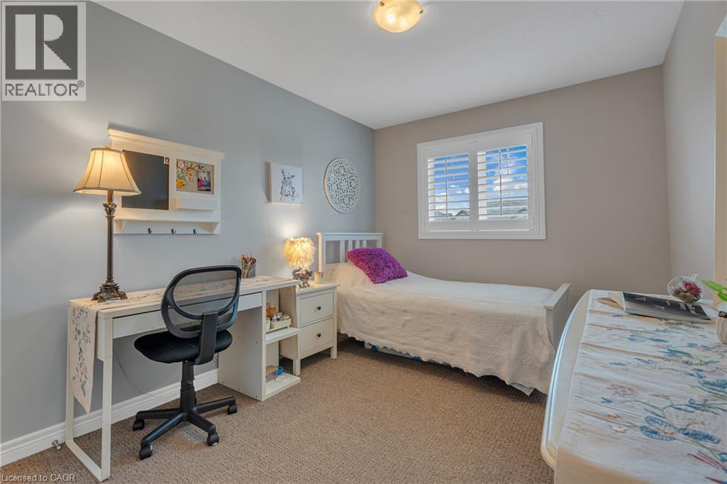 Photo 22 of 72 Dodman Crescent, Ancaster ON