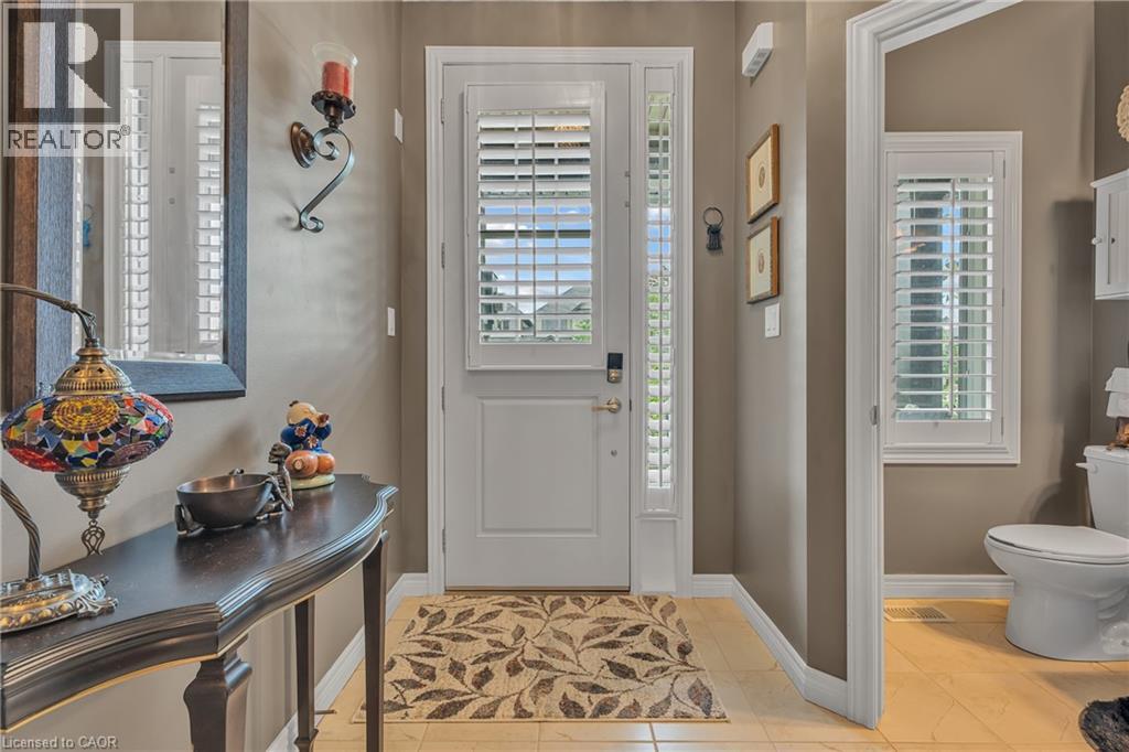 Photo 4 of 72 Dodman Crescent, Ancaster ON