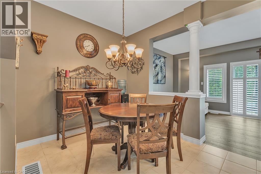 Photo 7 of 72 Dodman Crescent, Ancaster ON
