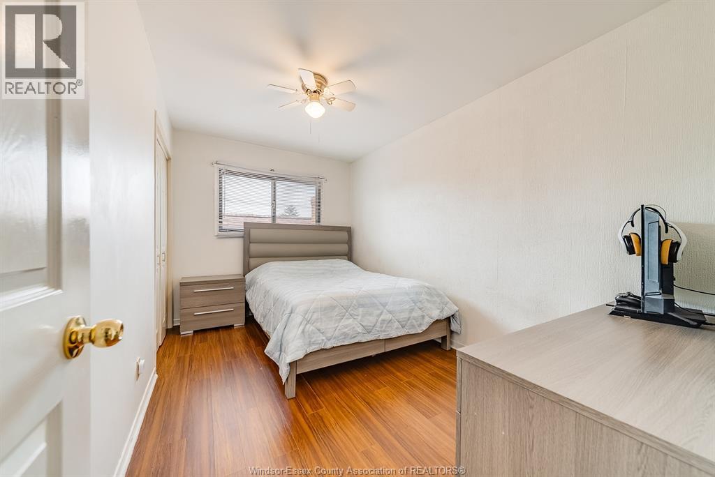 Photo 28 of 3169 Clemenceau Boulevard, Windsor ON