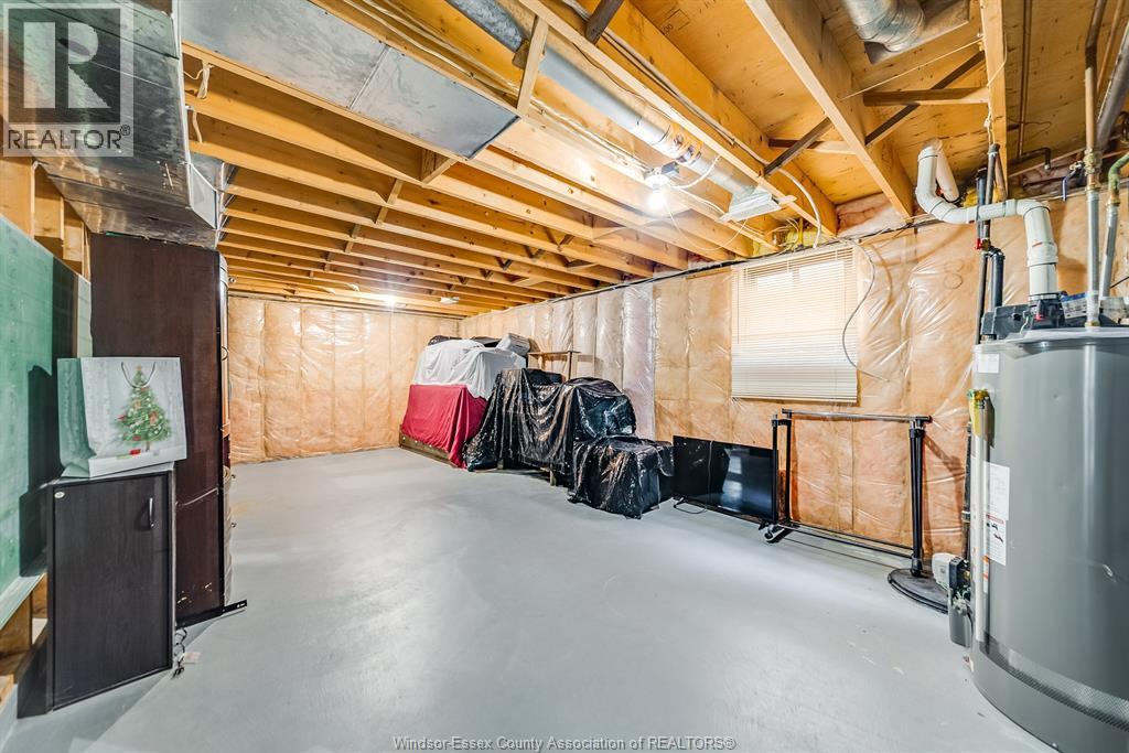 Photo 40 of 3169 Clemenceau Boulevard, Windsor ON