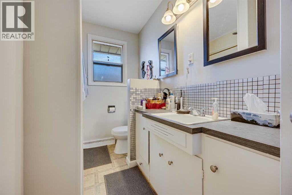 Single Family House Bungalow for Sale in  Ash Crescent SE Southview Calgary 
