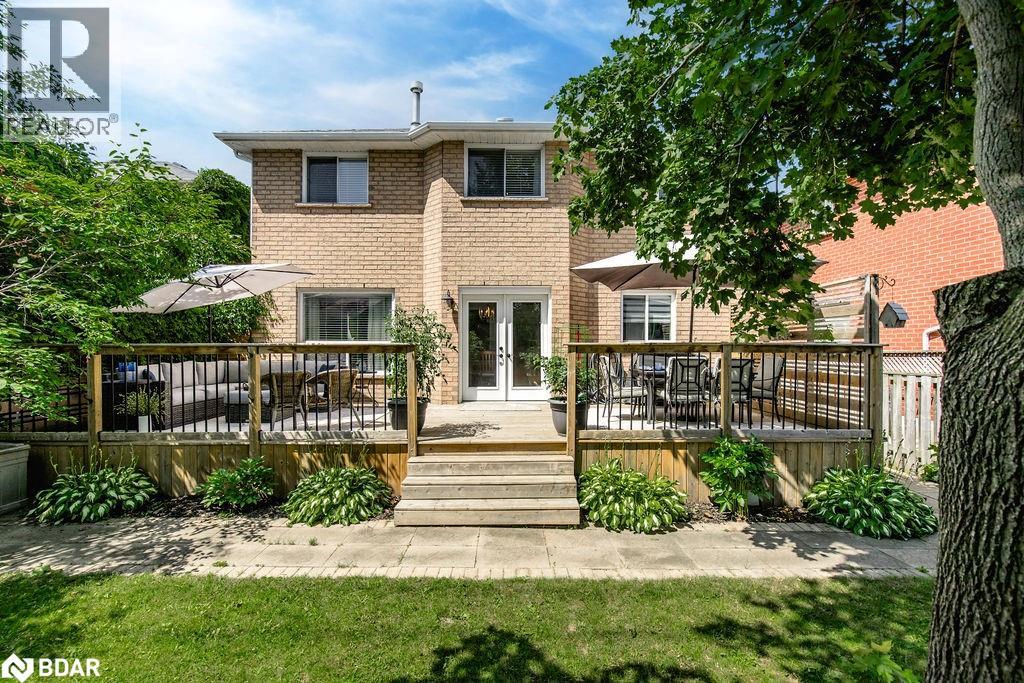 Photo 6 of 33 Etherington Crescent, Barrie ON