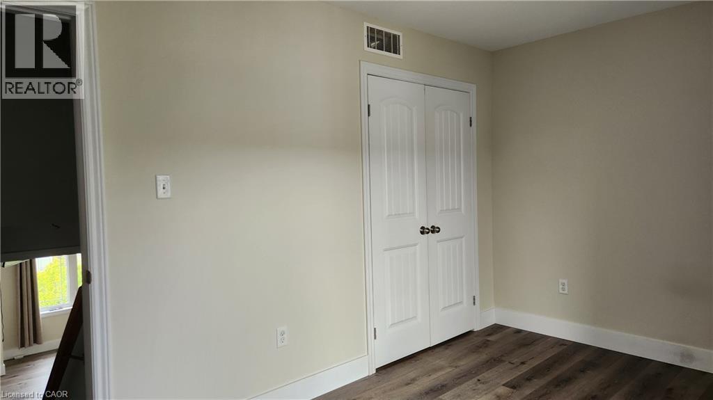 Photo 17 of 12 Poplar Drive Unit 35, Cambridge ON