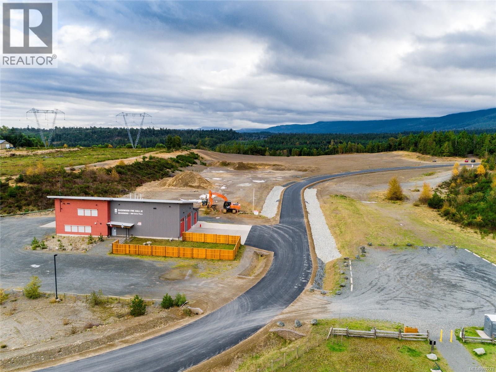 Photo 2 of 4 Ashling Rd, Qualicum Beach BC
